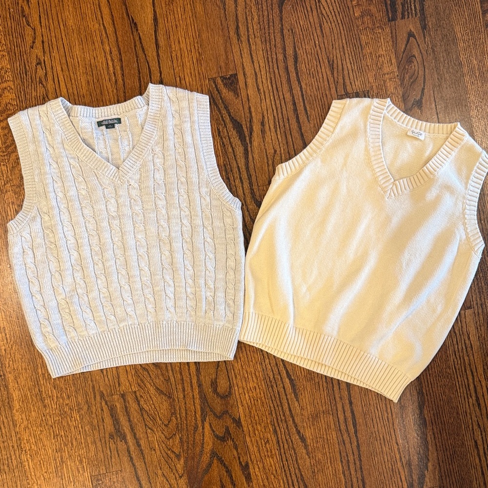 Ladies Cable Knit Sweater Vest in gray and plain vest in Cream